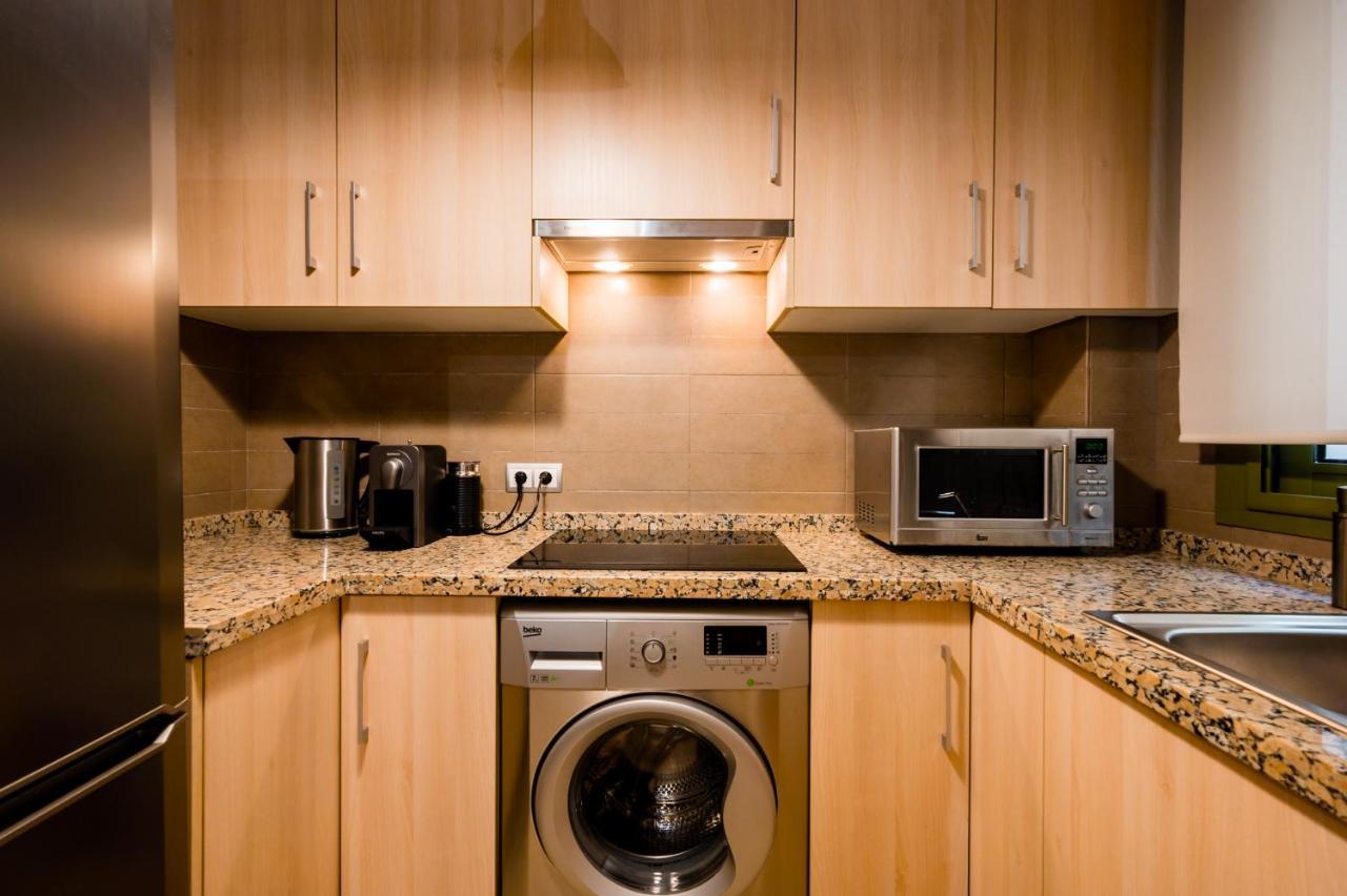 Azofaifo Donkey Apartment Севиля Екстериор снимка