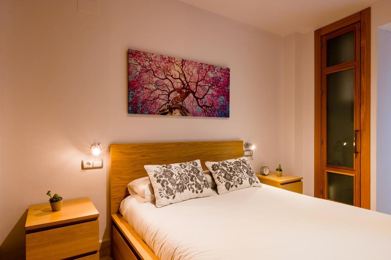 Azofaifo Donkey Apartment Севиля Екстериор снимка