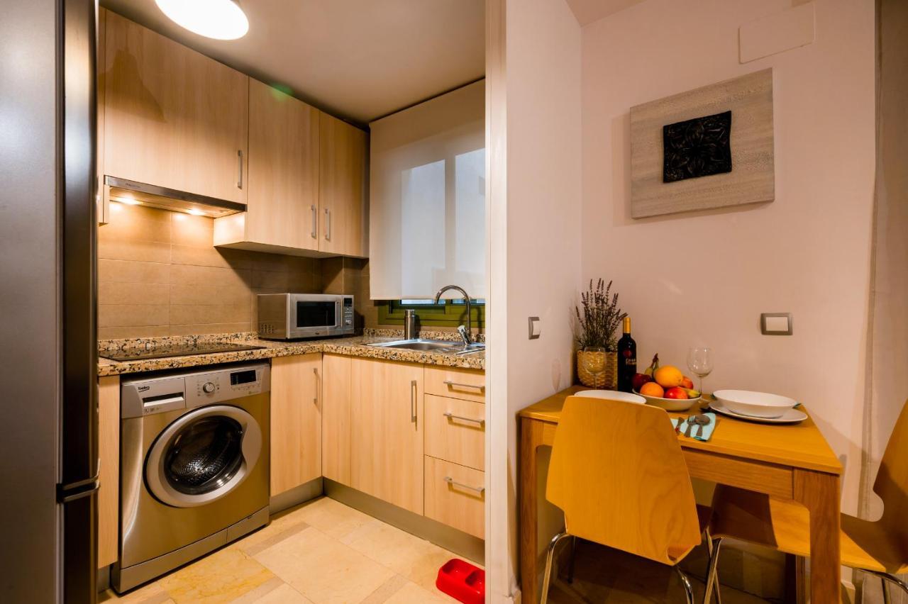 Azofaifo Donkey Apartment Севиля Екстериор снимка